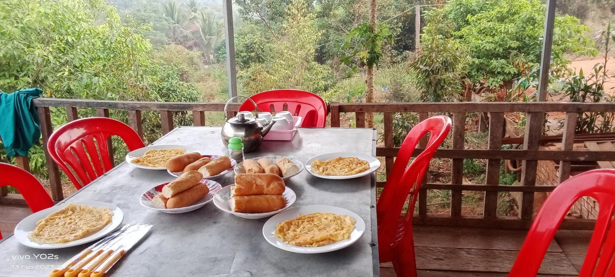 Srey Leap Homestay Banlung Экстерьер фото